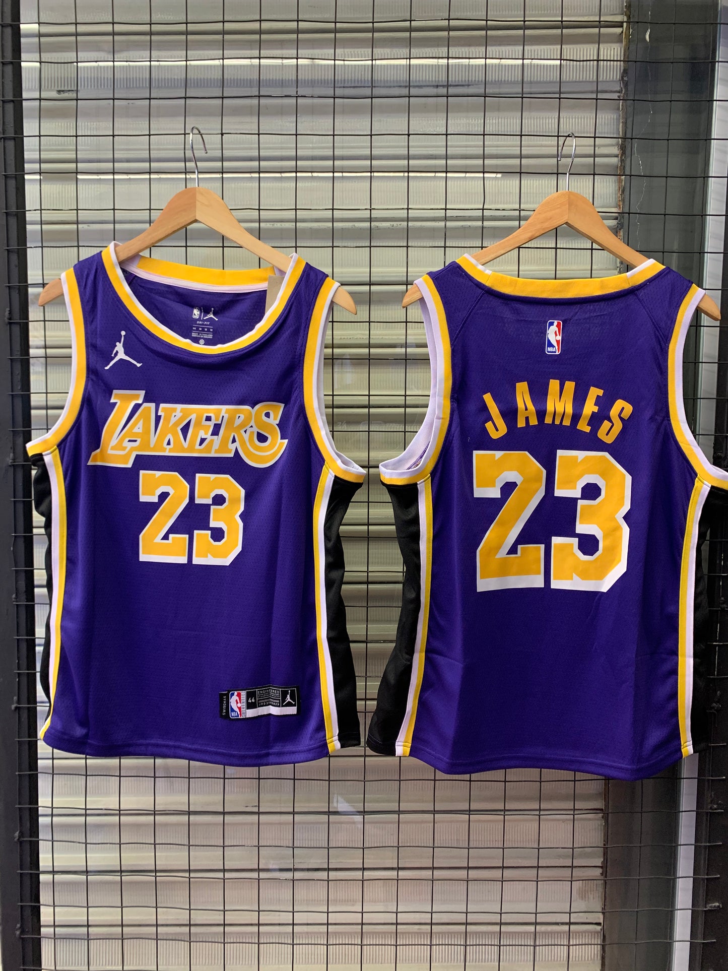 Camisa de Basquete Lakers James 23