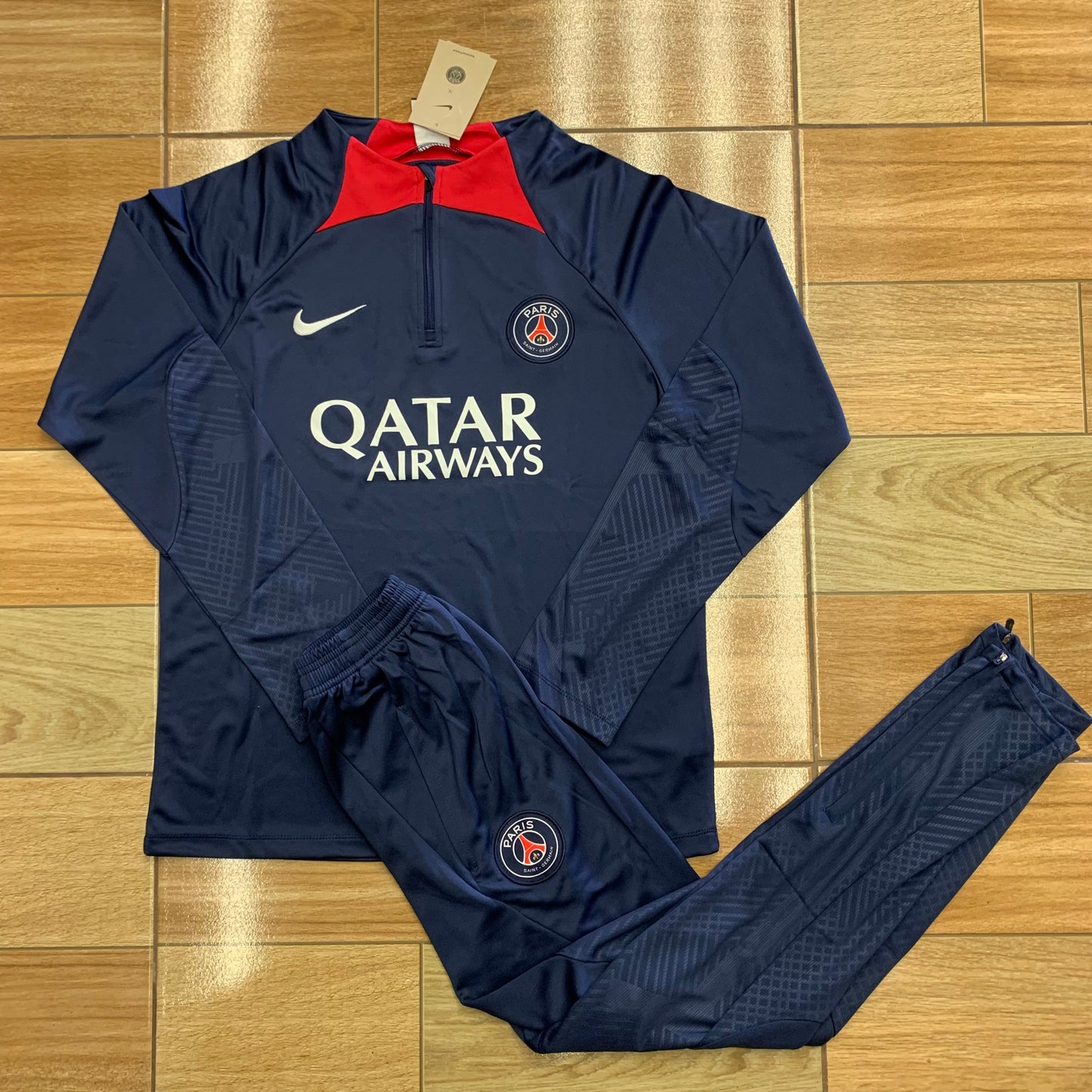 Conjunto de Treino Agasalho PSG