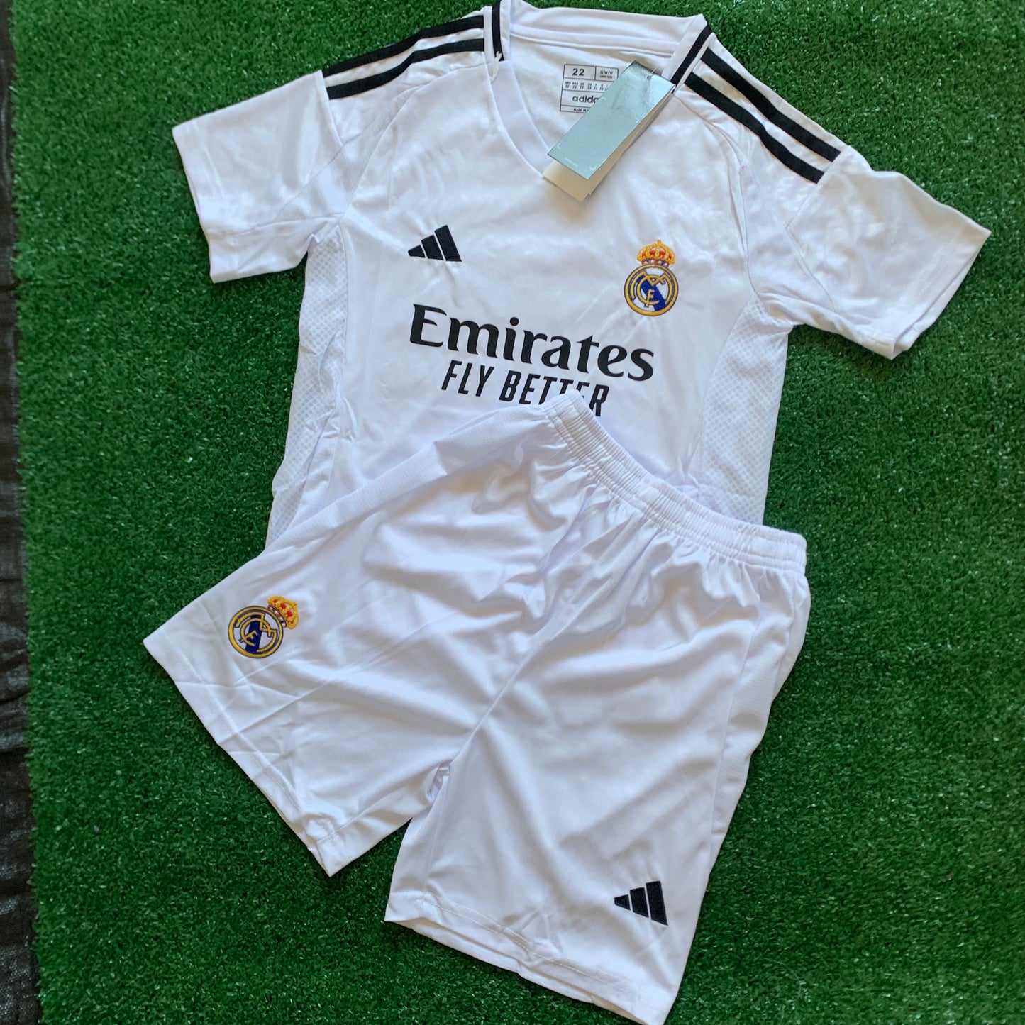 Conjunto Infantil Real Madrid - Camisa e Short Oficial Adidas